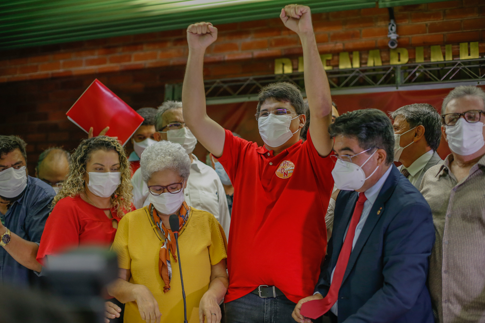 Após filiações, bancada do PT na Alepi passa a ter dez parlamentares