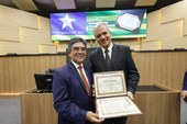 Embaixador de Cuba no Brasil recebe título de cidadania piauiense