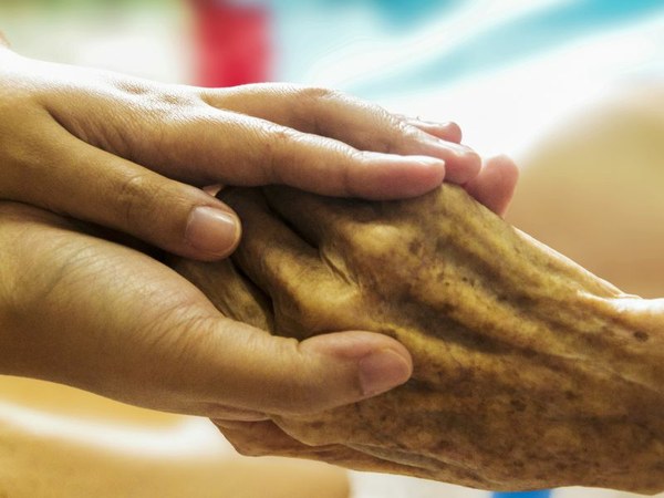 Junho Violeta destaca importância de combate a violência contra idosos   