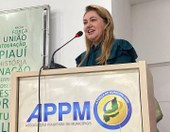Simone Pereira participa do 1° Encontro da Mulher Municipalista na APPM