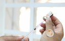 Especialista alerta para a importância da vacinação contra covid e gripe