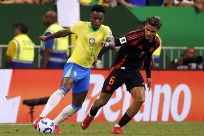 Ancelotti projeta "melhor versão" de Vinícius Júnior na Seleção