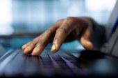 Curso dará formação em direitos digitais para grupos vulneráveis