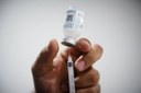 Estudo reforça risco baixo de miocardite após vacina contra covid