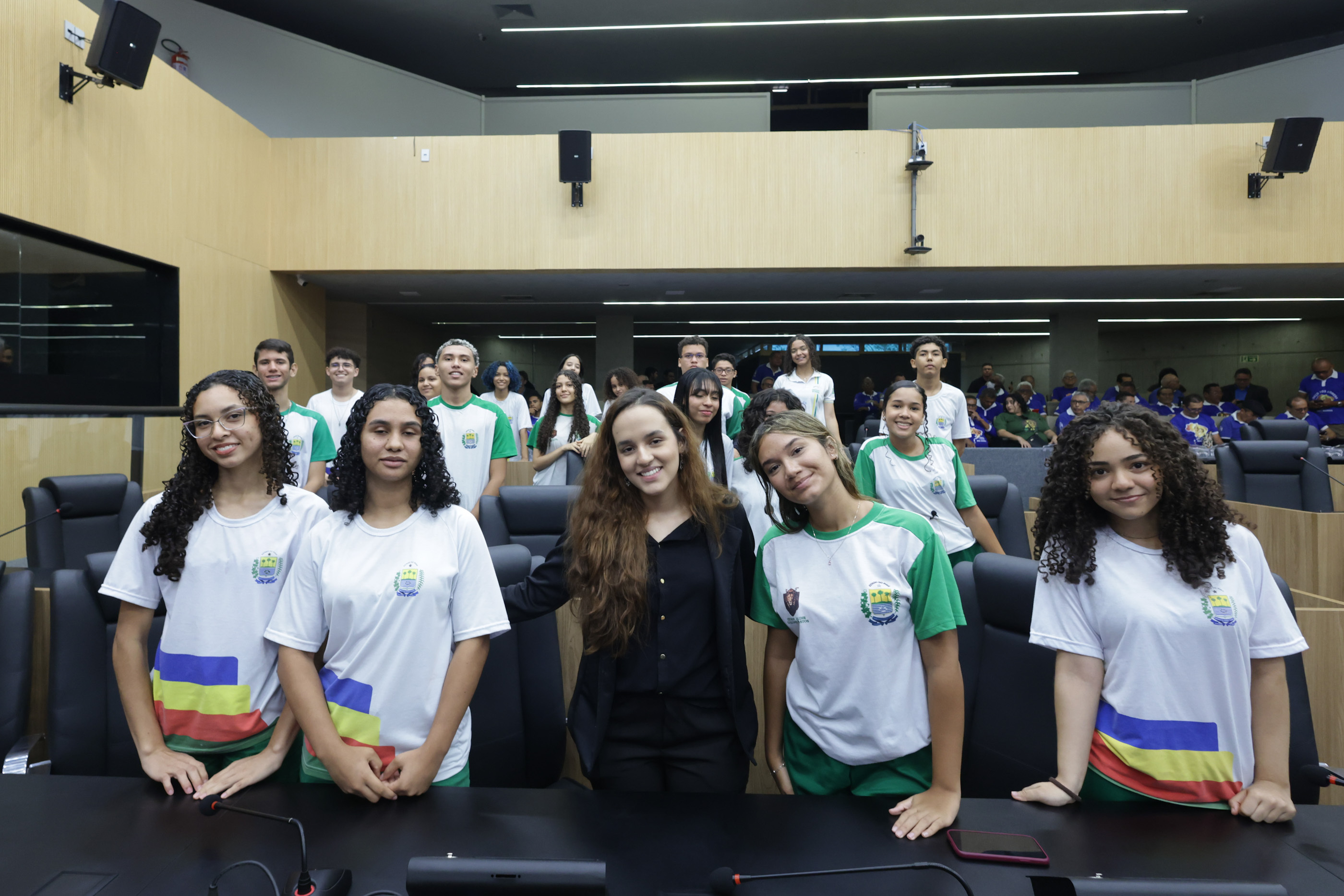 Capacitação legislativa: estudantes do Parlamento do Futuro se preparam para jornada na Alepi