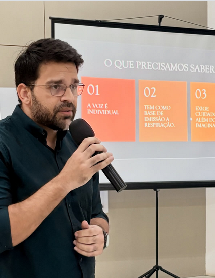 Coordenador da Escola do Legislativo ministra workshop na TV Alepi