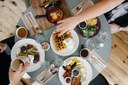 Comer rápido e não mastigar aumenta risco de diabetes Comer rápido e não mastigar aumenta risco de diabetes