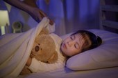 Dormir menos de 9 horas afeta cérebro e comportamento das crianças