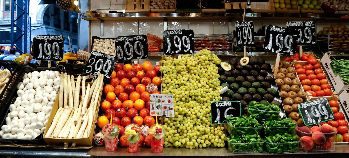 Estagnação e inflação pioram crise de insegurança alimentar no mundo, diz Banco Mundial