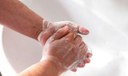 Higienizar as mãos pode ajudar na prevenção de doenças
