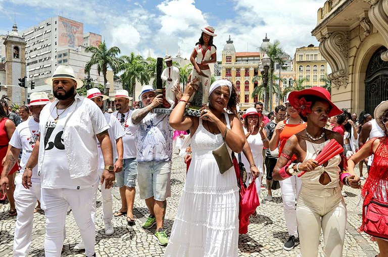 Pastor é processado por associar religiões afro e islâmica ao demônio