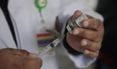 Vacinação infantil em queda no mundo acende alerta global para retorno de doenças erradicadas